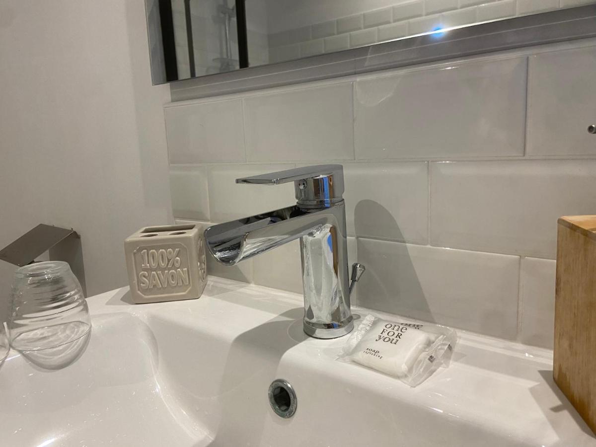 Chambre & Salle De Bain Privee - Lv 33 Argenton Sur Creuse Екстериор снимка