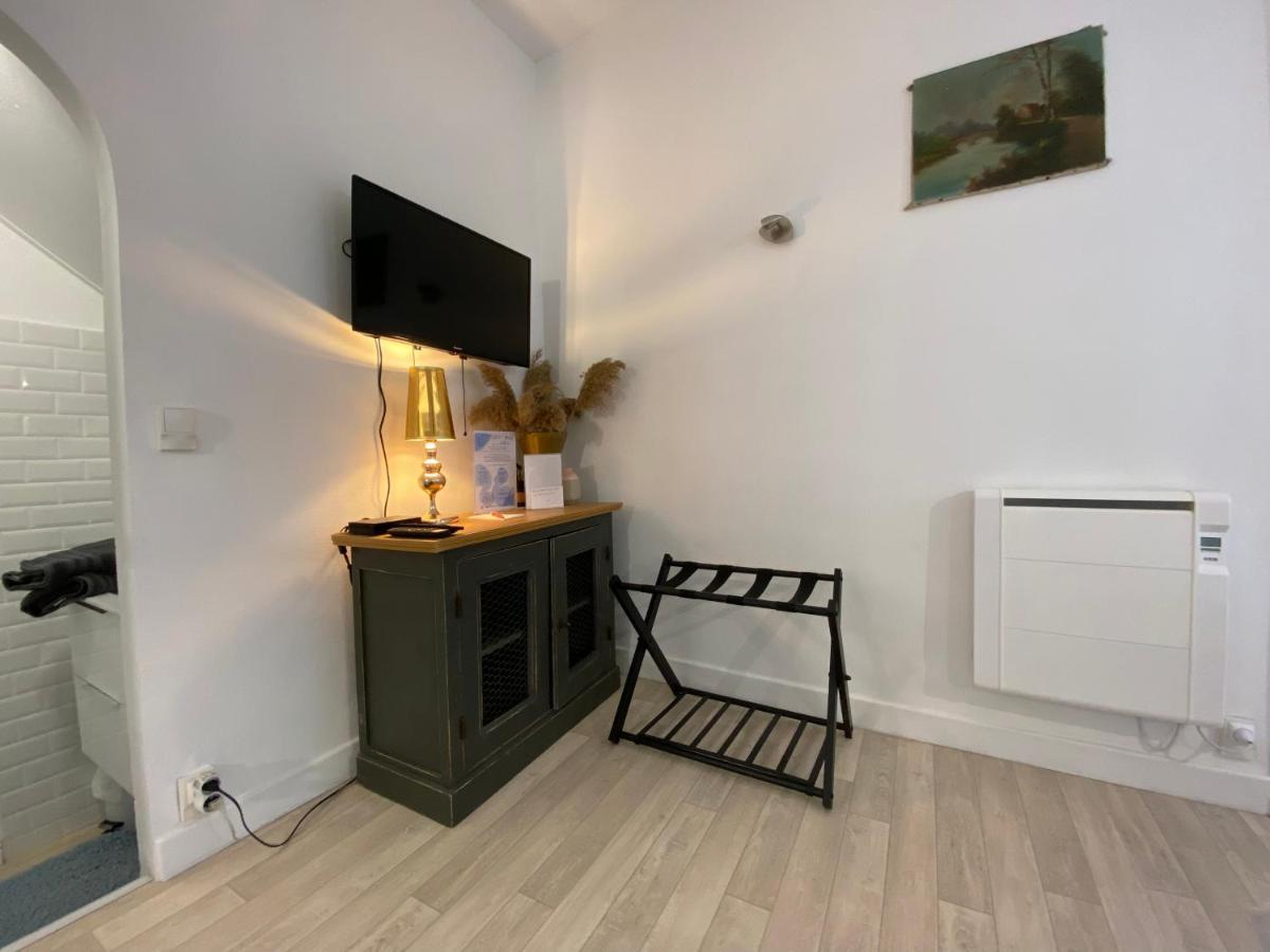 Chambre & Salle De Bain Privee - Lv 33 Argenton Sur Creuse Екстериор снимка