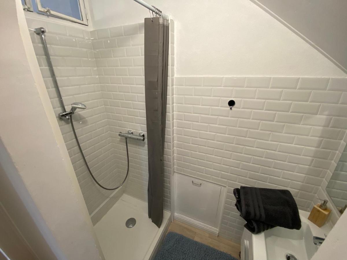 Chambre & Salle De Bain Privee - Lv 33 Argenton Sur Creuse Екстериор снимка