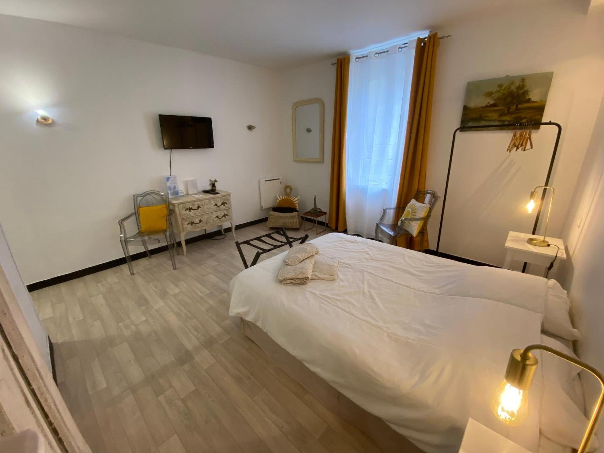 Chambre & Salle De Bain Privee - Lv 33 Argenton Sur Creuse Екстериор снимка
