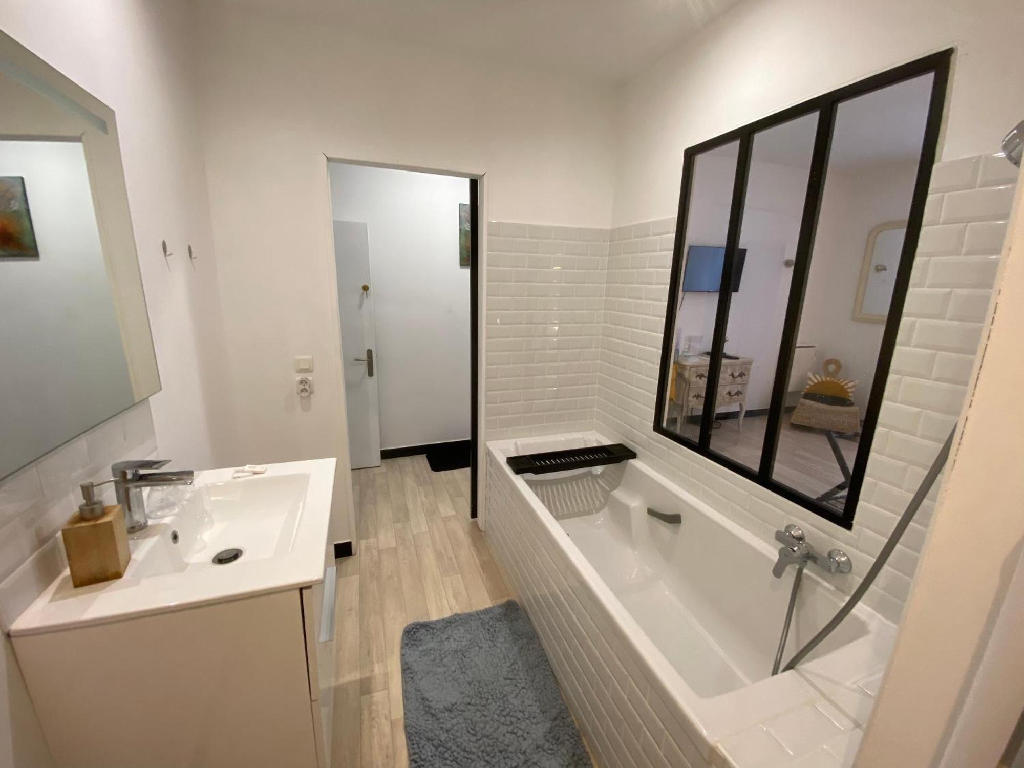 Chambre & Salle De Bain Privee - Lv 33 Argenton Sur Creuse Екстериор снимка