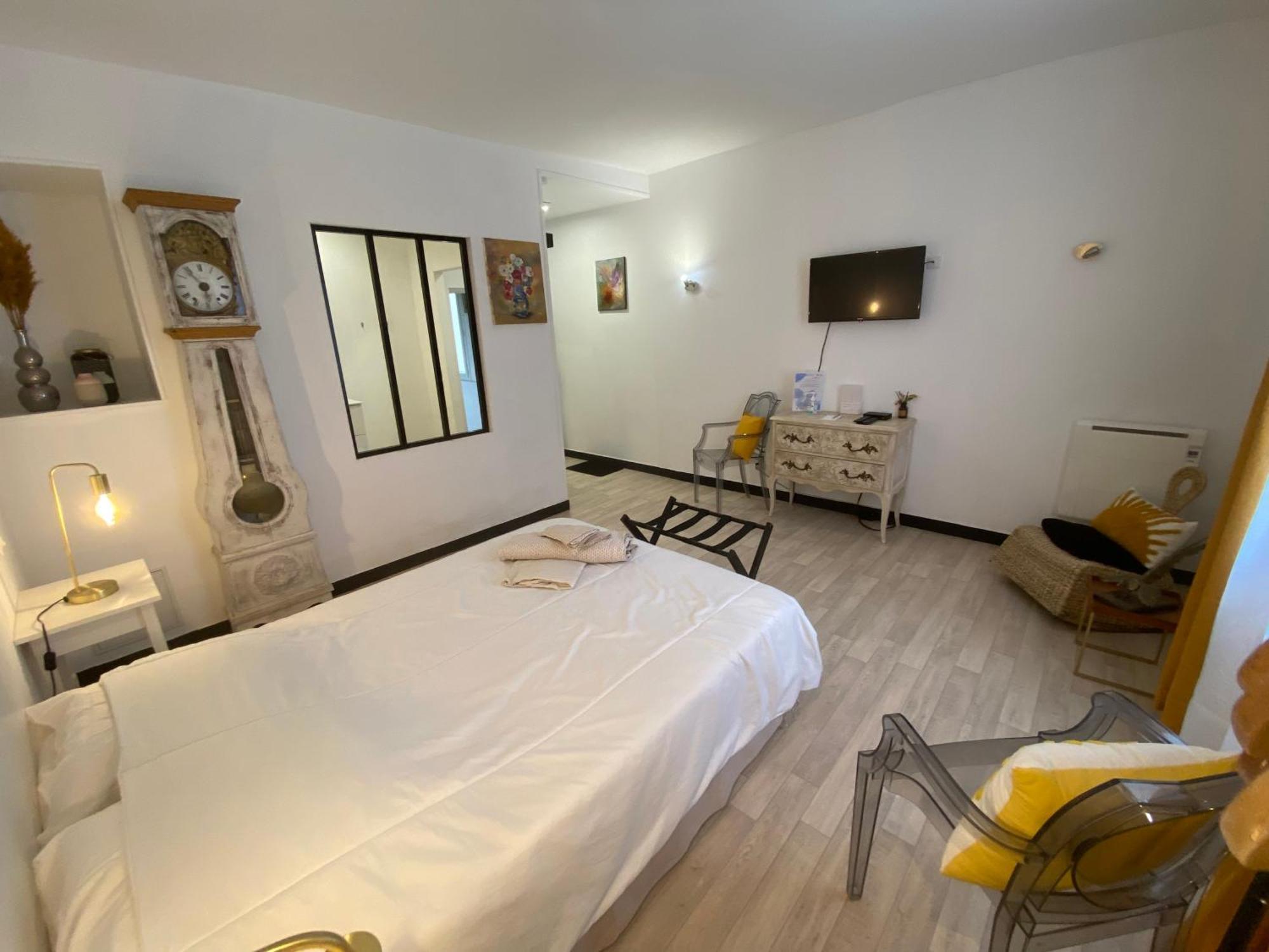 Chambre & Salle De Bain Privee - Lv 33 Argenton Sur Creuse Екстериор снимка