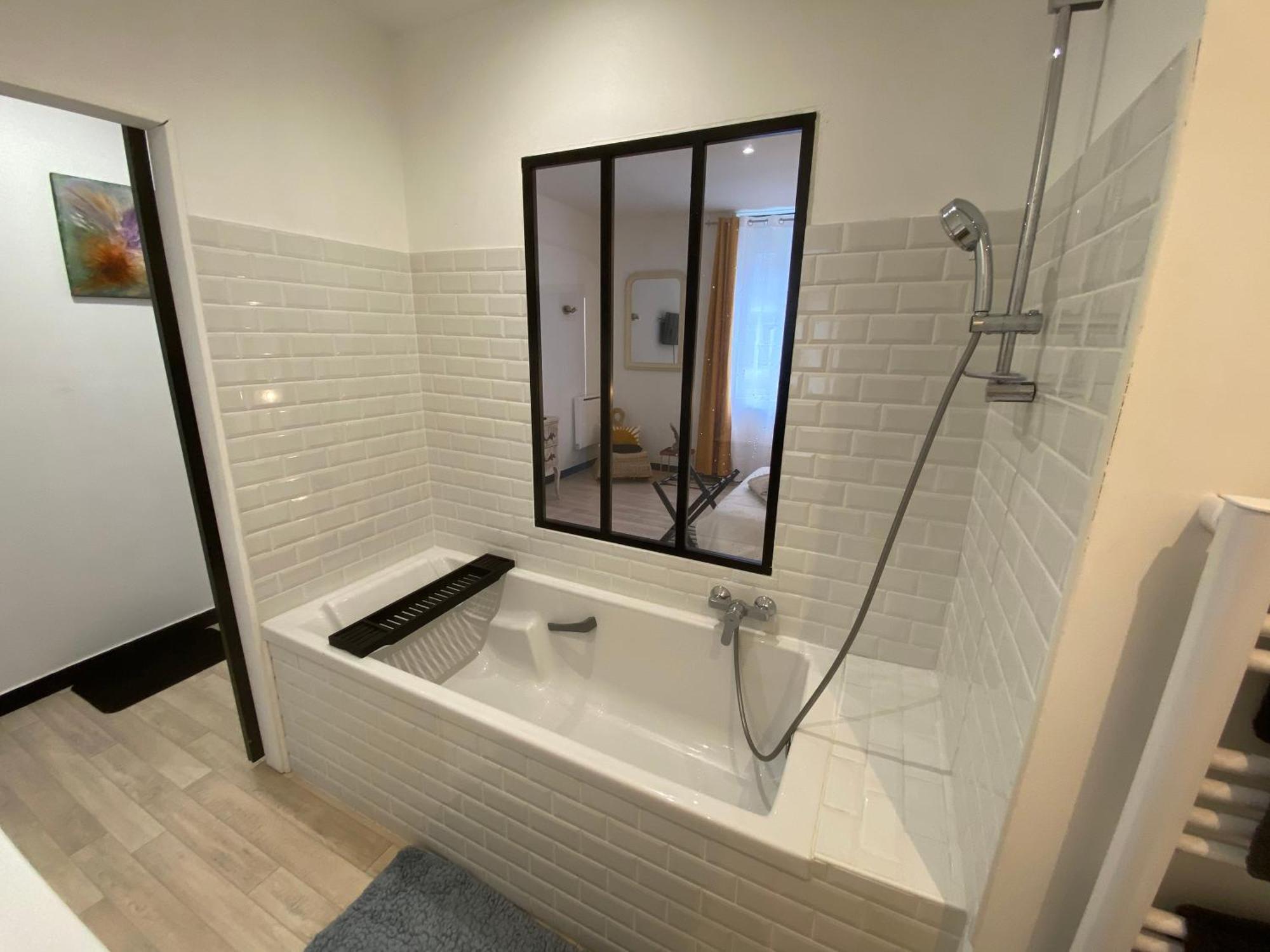 Chambre & Salle De Bain Privee - Lv 33 Argenton Sur Creuse Екстериор снимка